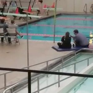 Meet your Posher, Devin